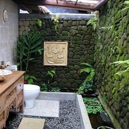 Nhà tắm xanh mát hơn nhờ không gian thiên nhiên sống động